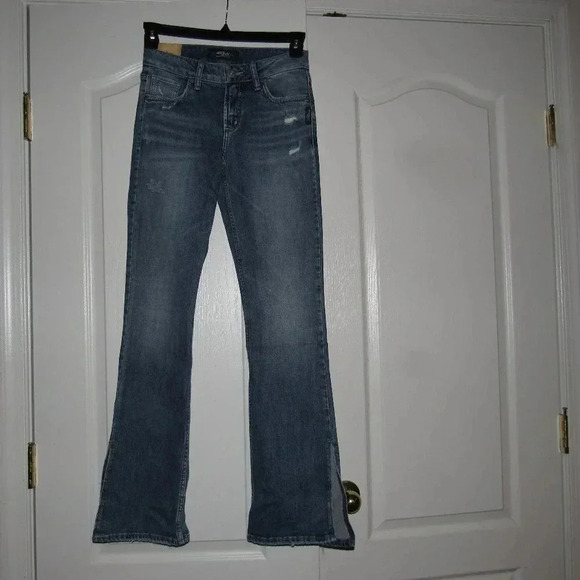 NWT SILVER Avery High-Rise Boot Jeans Size 25 - Picture 1 of 8